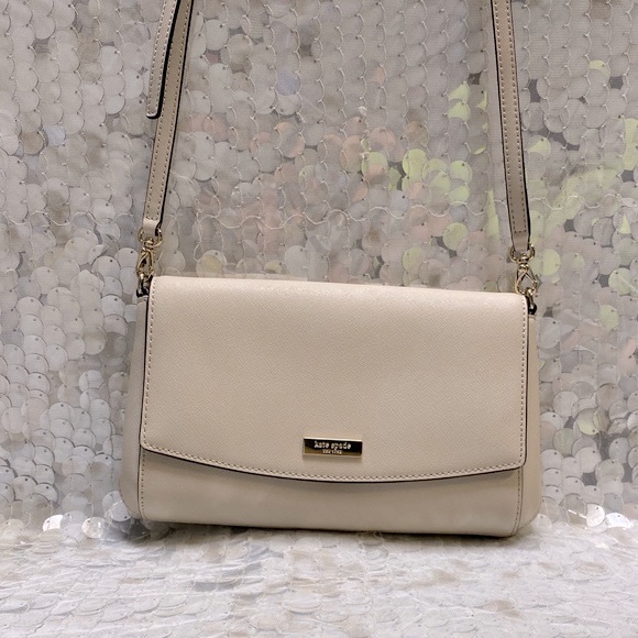 Kate Spade “Greer Laurel Way” - Picture 2 of 16